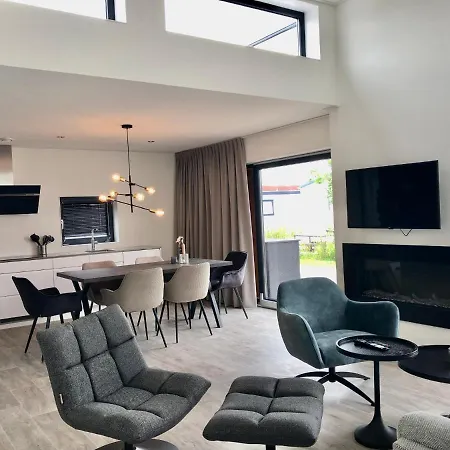 Enkhuizer Cube Elite Hafenpanorama Mit Dachterrasse Haus Nr 339